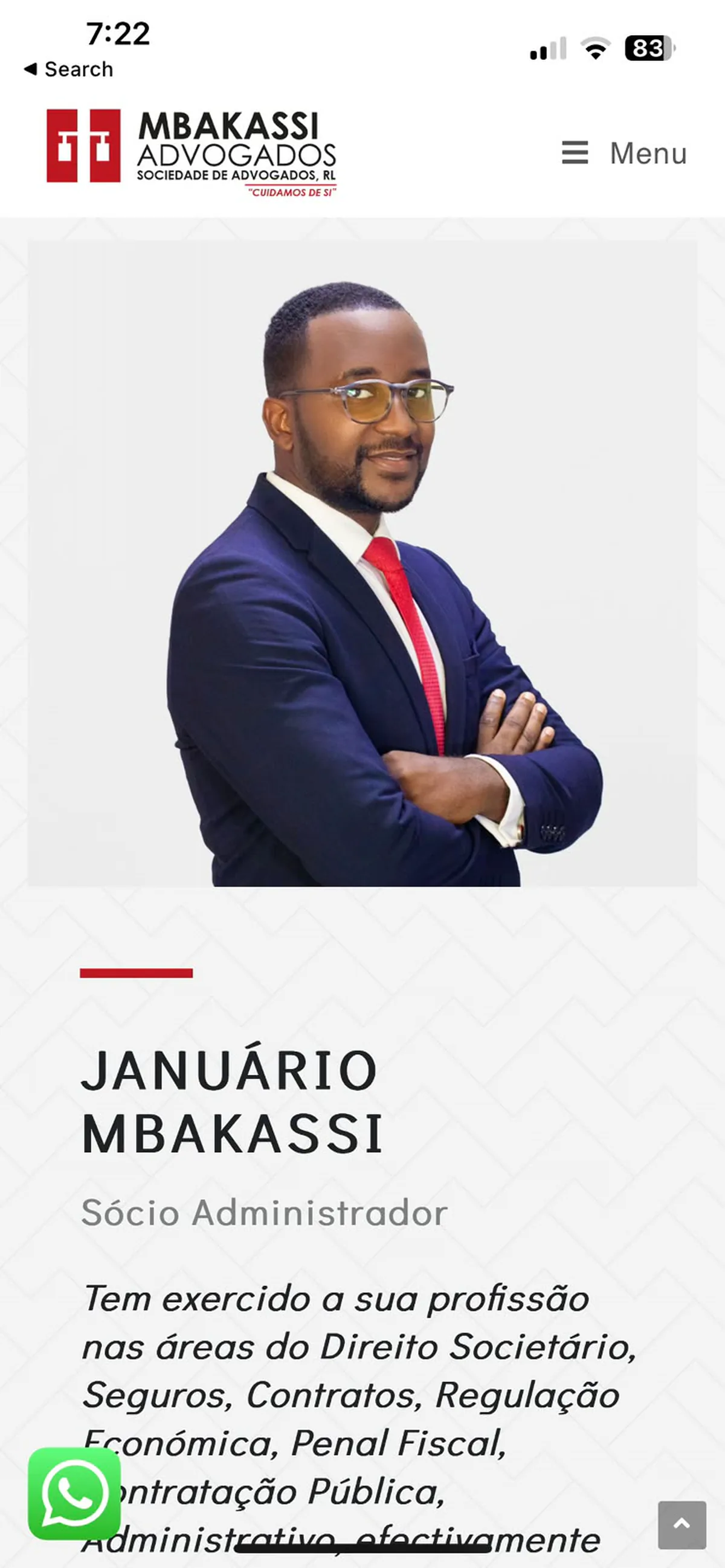 O site da firma no telemóvel, com o perfil do Dr. Januário Mbakassi.
